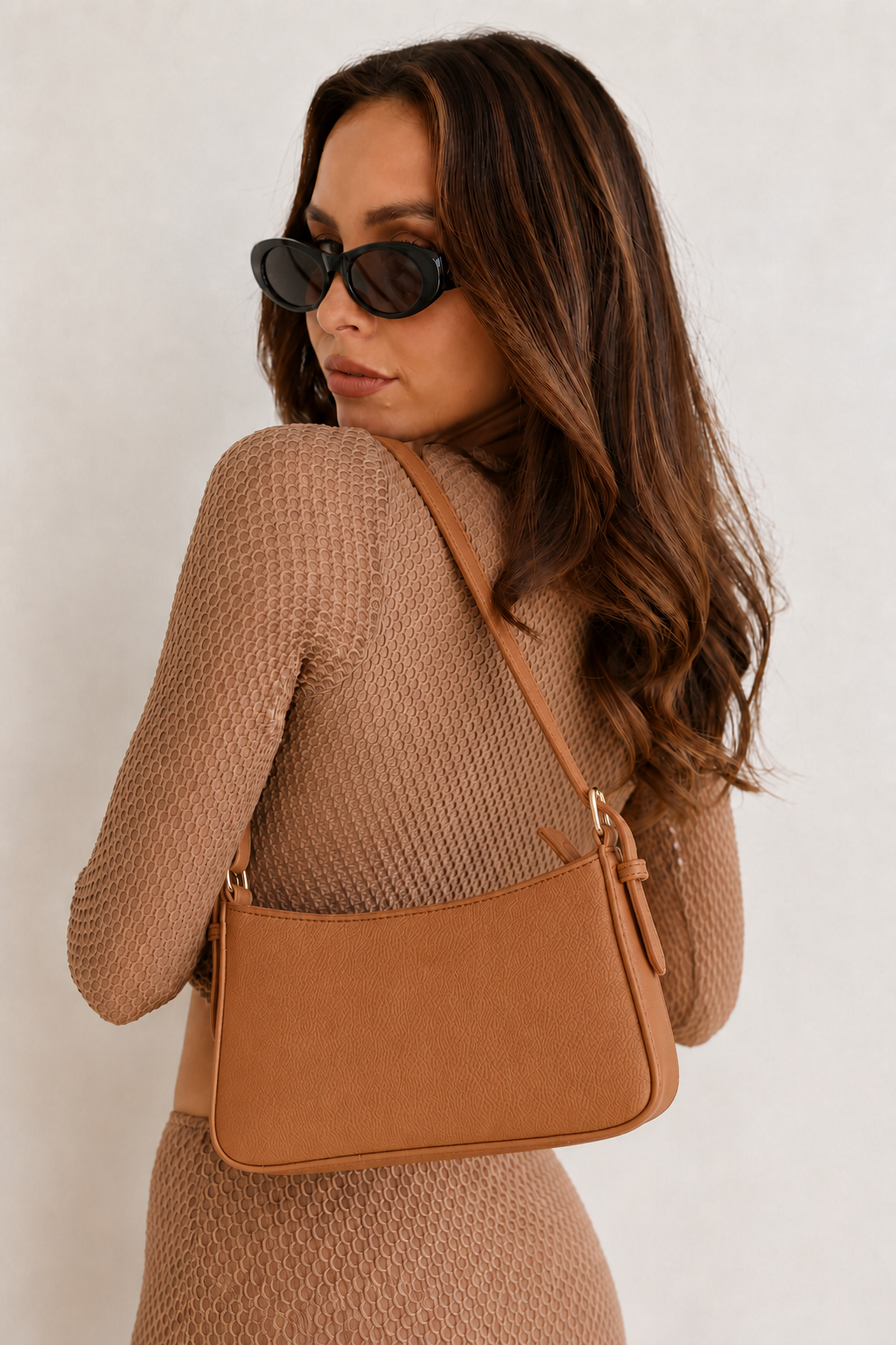 BM10 Shoulder Bag Camel