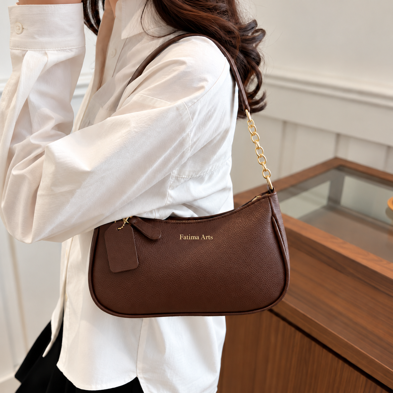 BM18 Shoulder Bag Brown