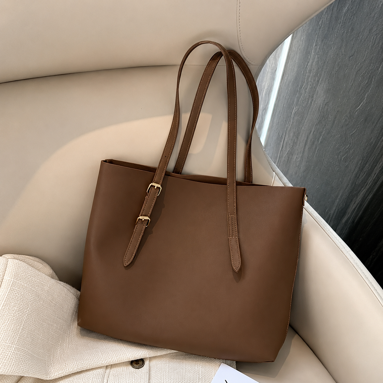 Elegant Tote Bag Brown
