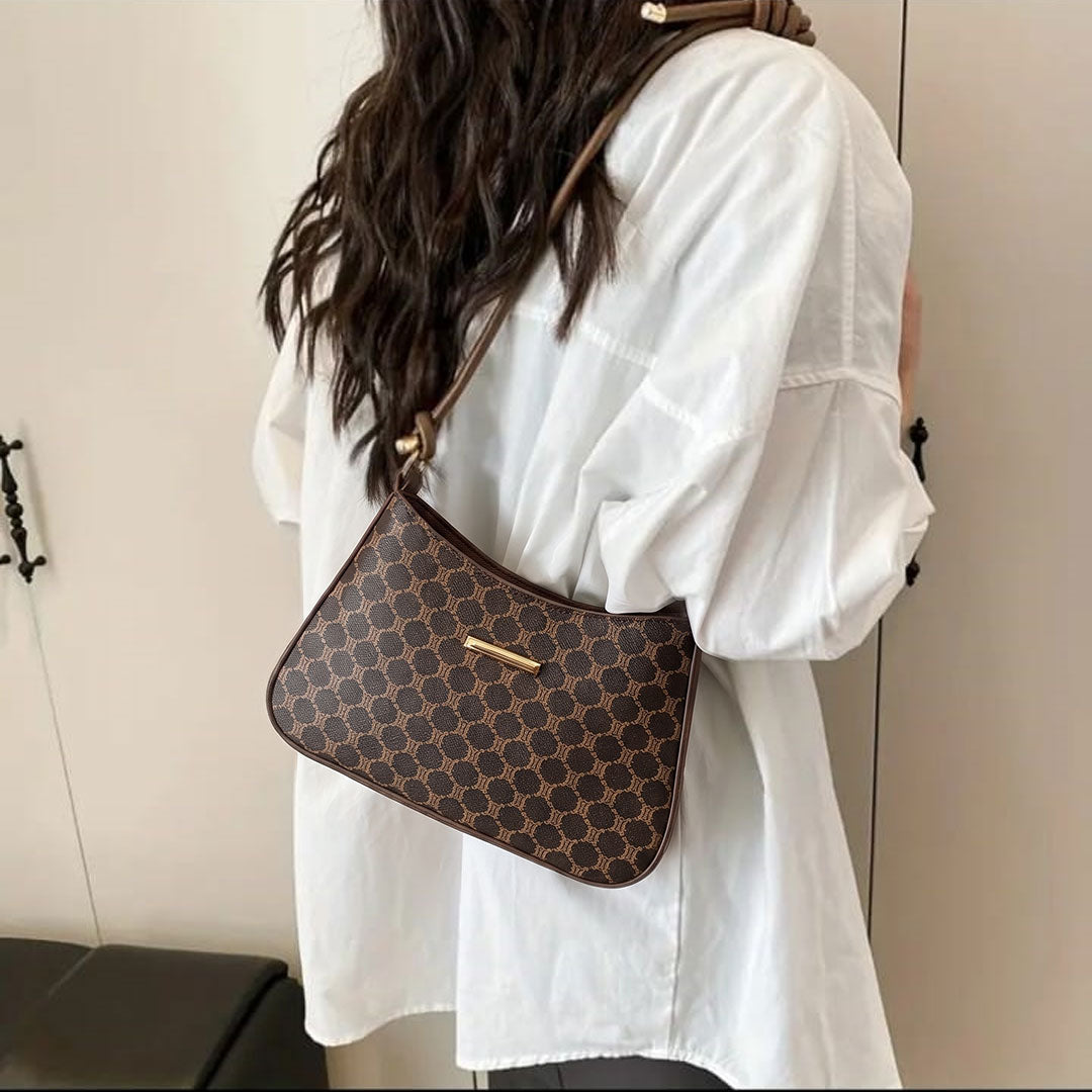 BM15 Shoulder Bag Brown