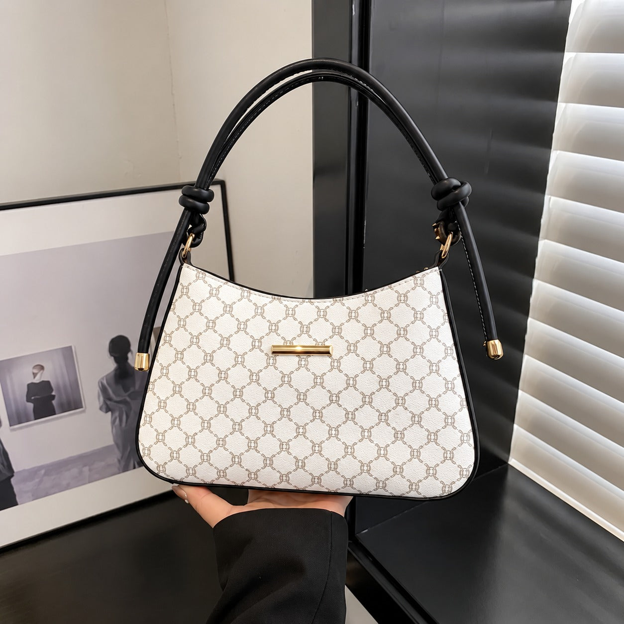 BM15 Shoulder Bag white