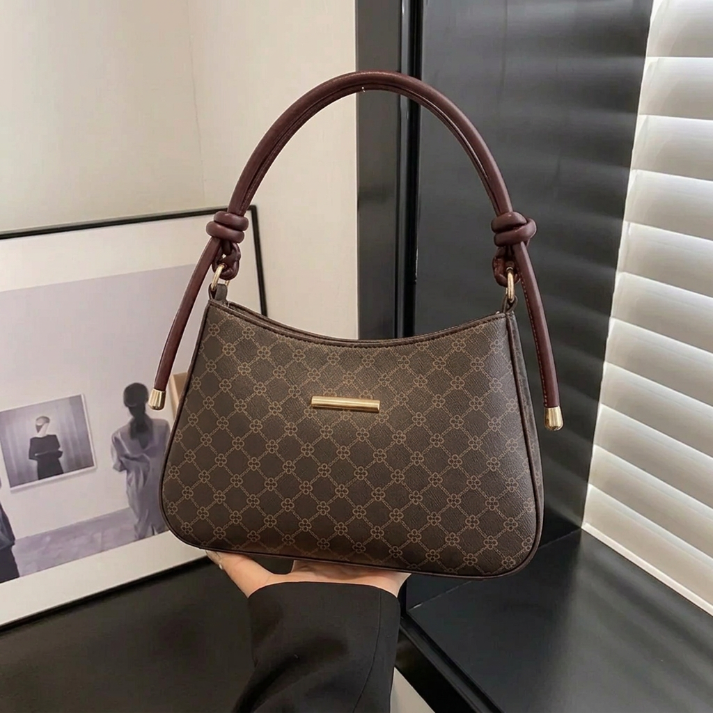 BM15 Shoulder Bag Brown